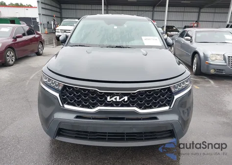 2022 Kia Sorento Lx z USA, uszkodzony, nr VIN 5XYRG4LC9NG108201